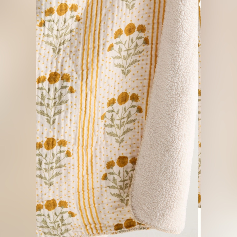 Anthropologie gauze cotton Sherpa floral printed throw blanket - Picture 6 of 6